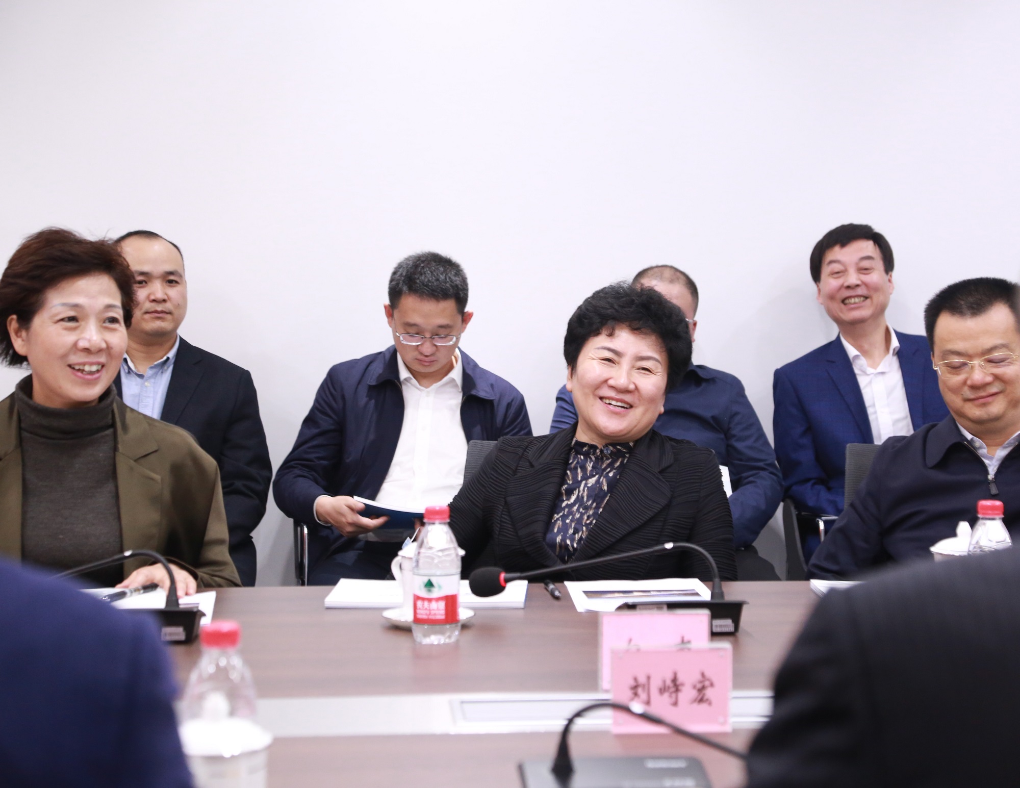 省人大常委會(huì)副主任、達(dá)州市委書記包惠蒞臨公司視察指導(dǎo)